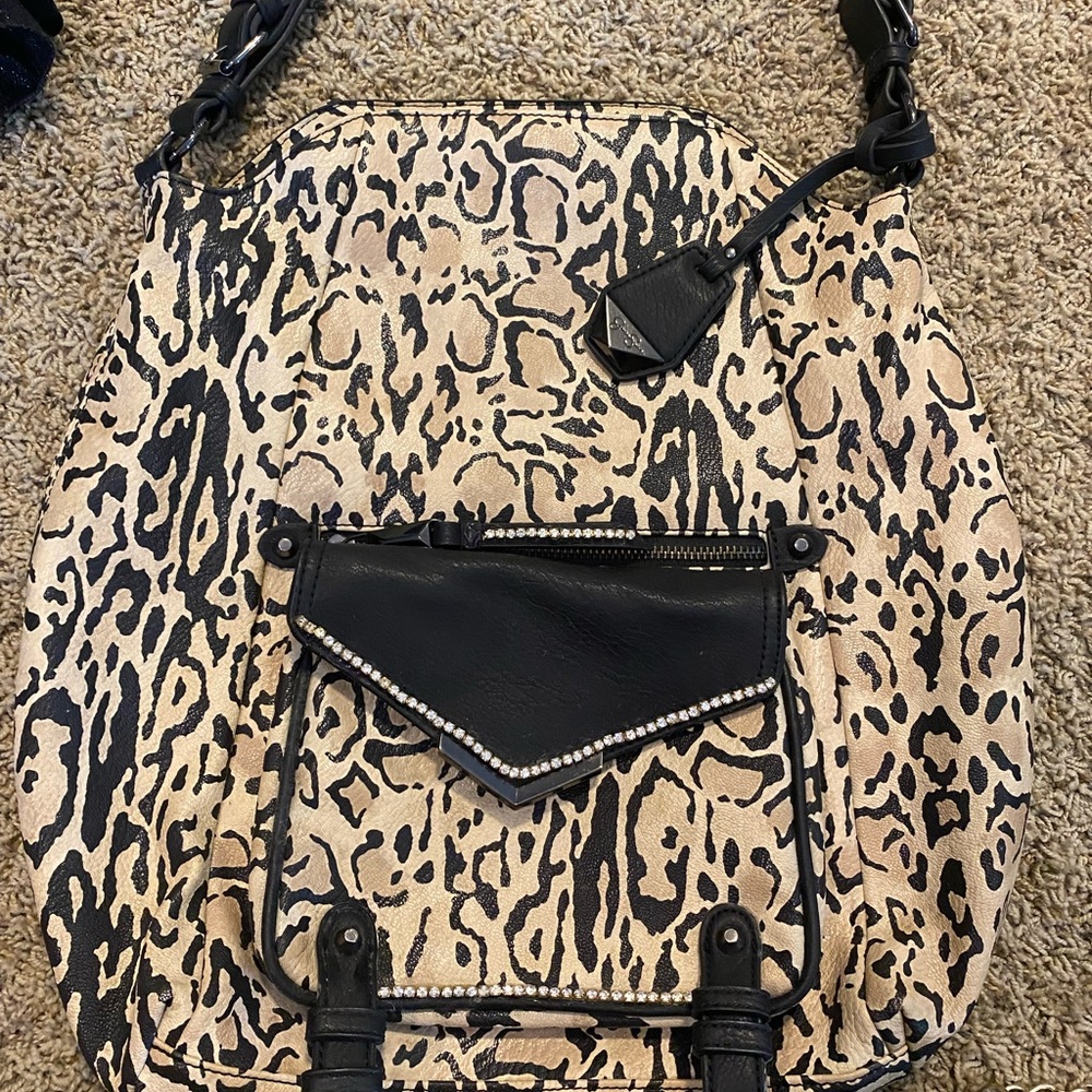 Purse - Picture 2 of 5